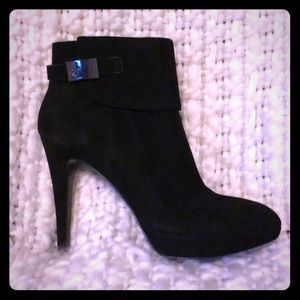 Vince Camuto bootie